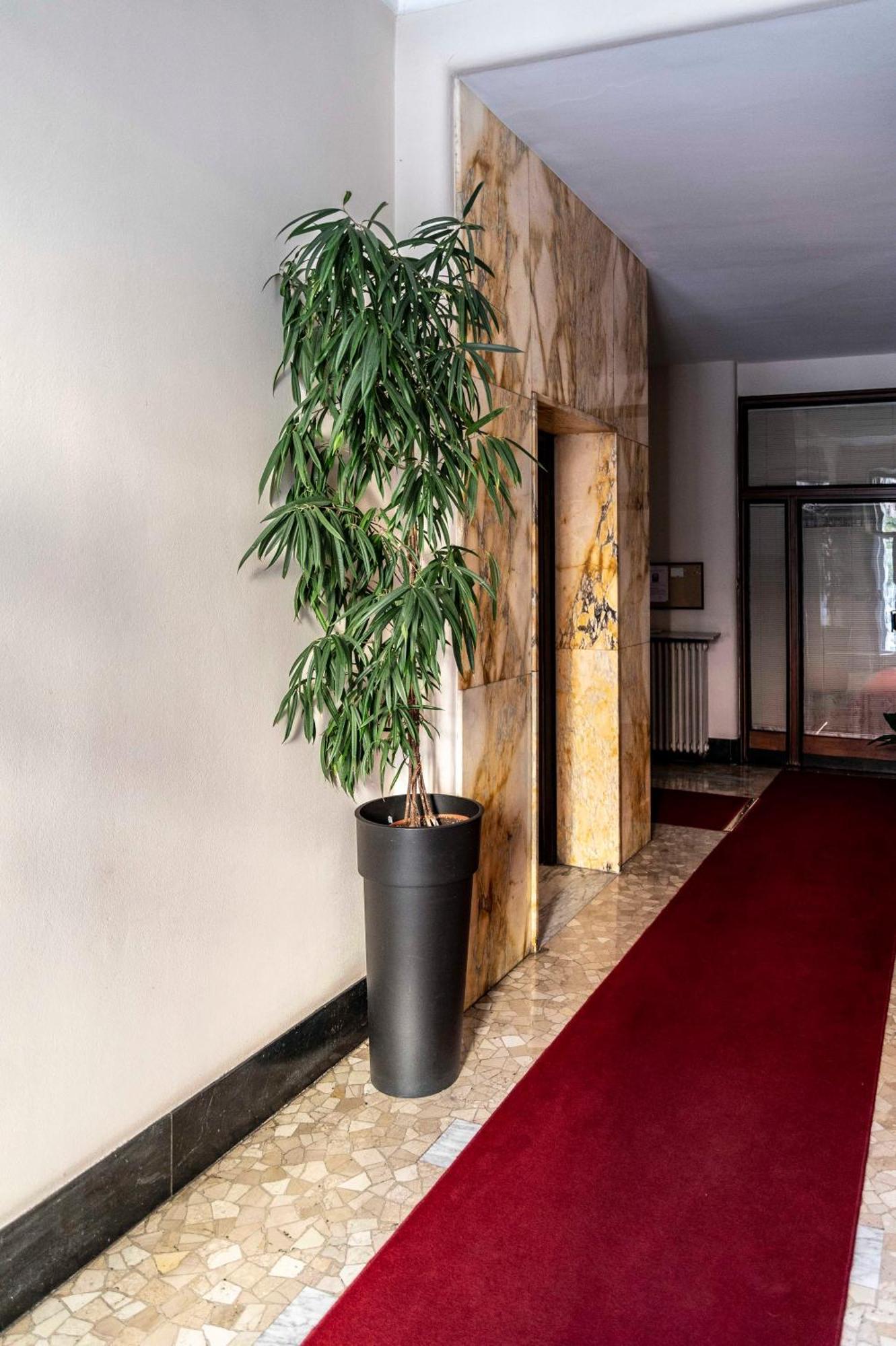 Dream Suites Milano Dateo Exterior photo